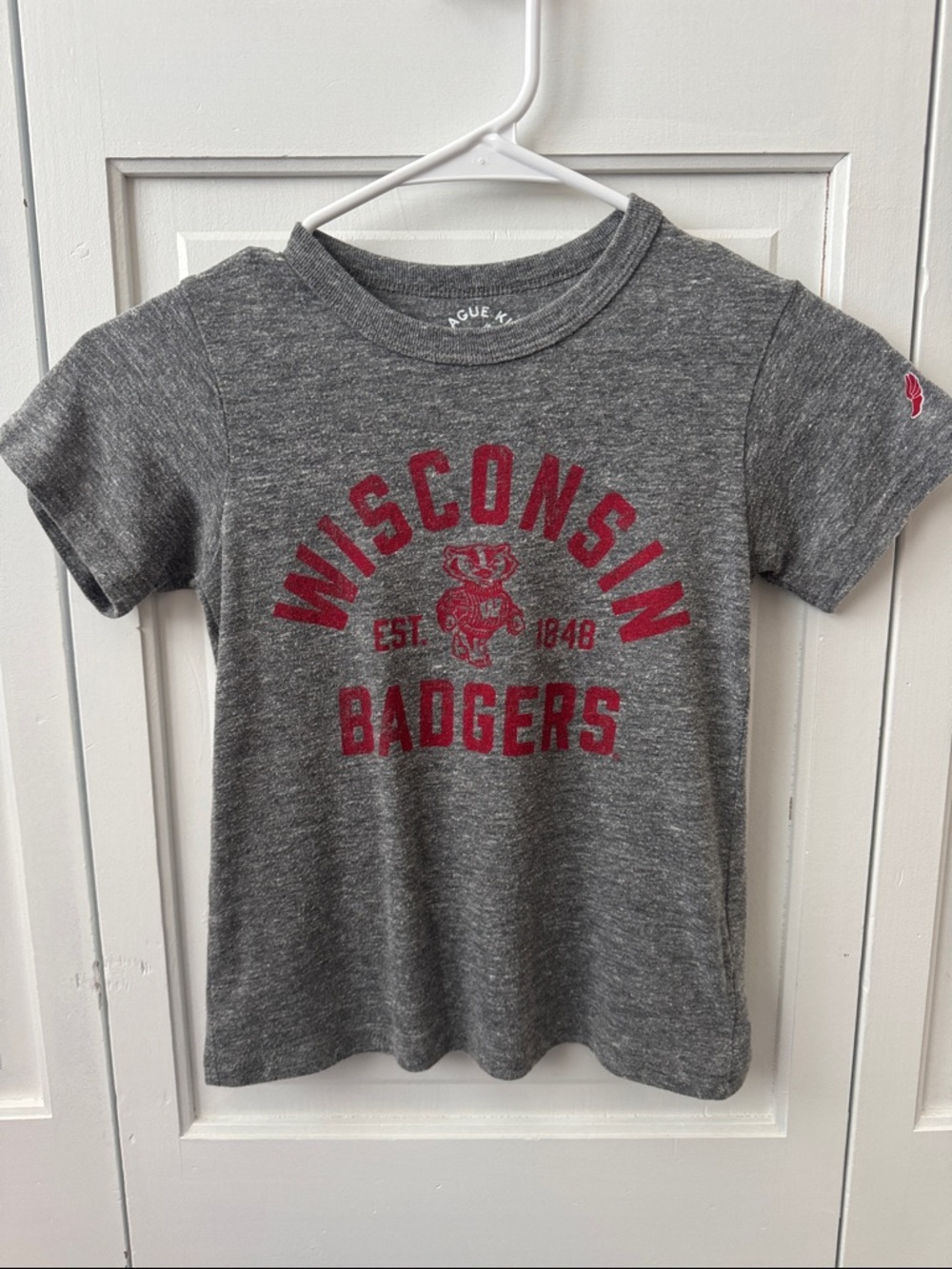 League Kids Gray Wisconsin Badgers Tee size small 6-7